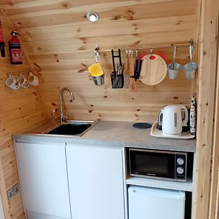 Fat Pete'S Pod Hotel Norwich Exterior photo