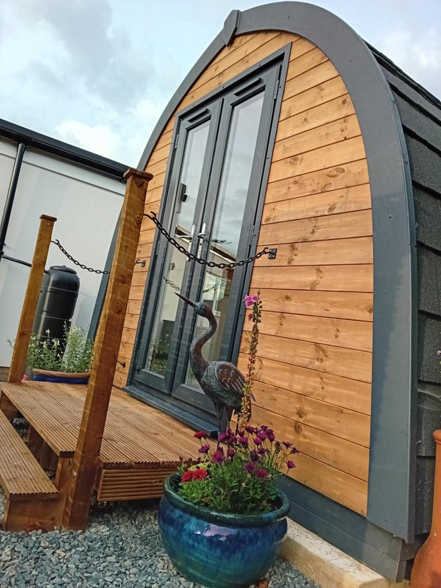 Luxury tent Fat Pete's Pod Norwich